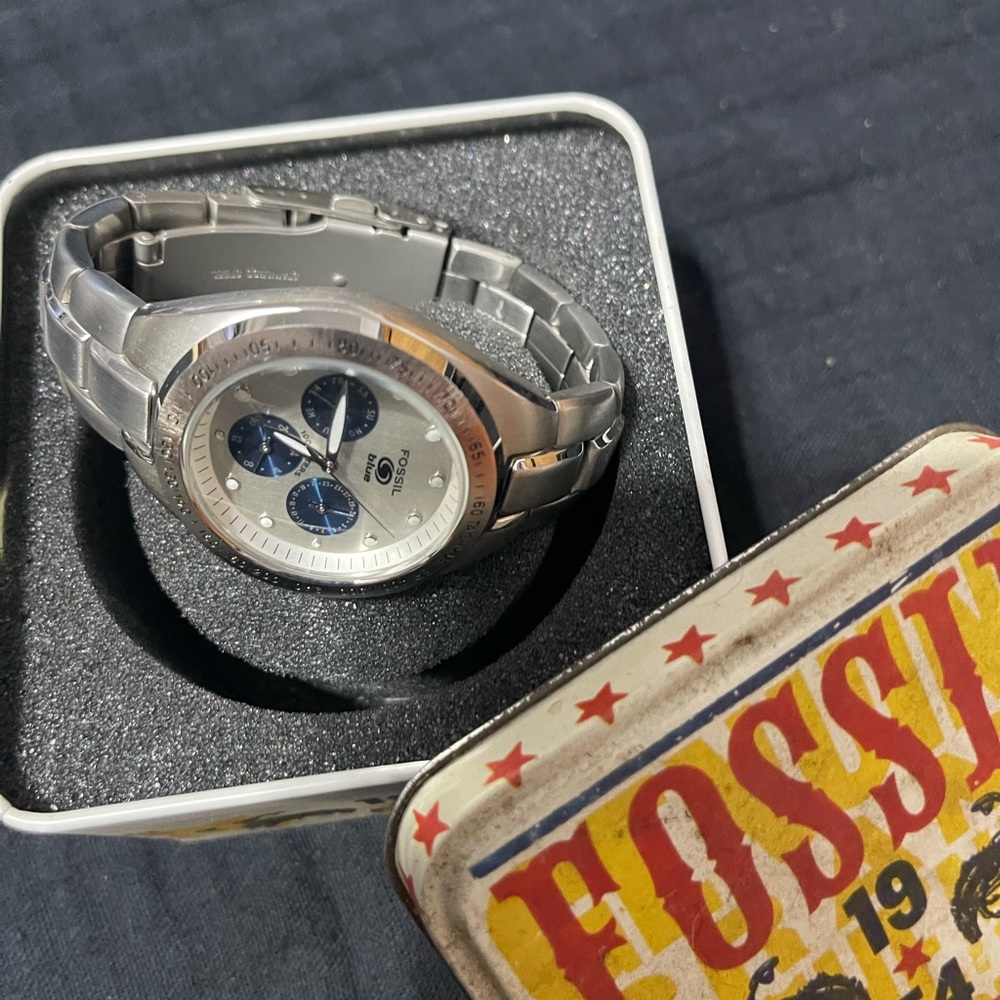 Fossil blue BQ-9085 Vintage multi dial dive watch with original tin